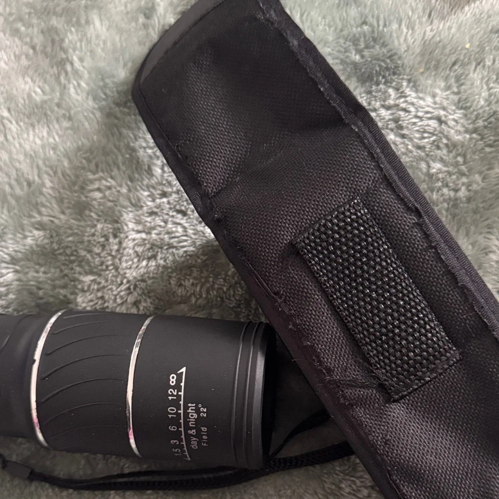Black Digital Monocular Telescope